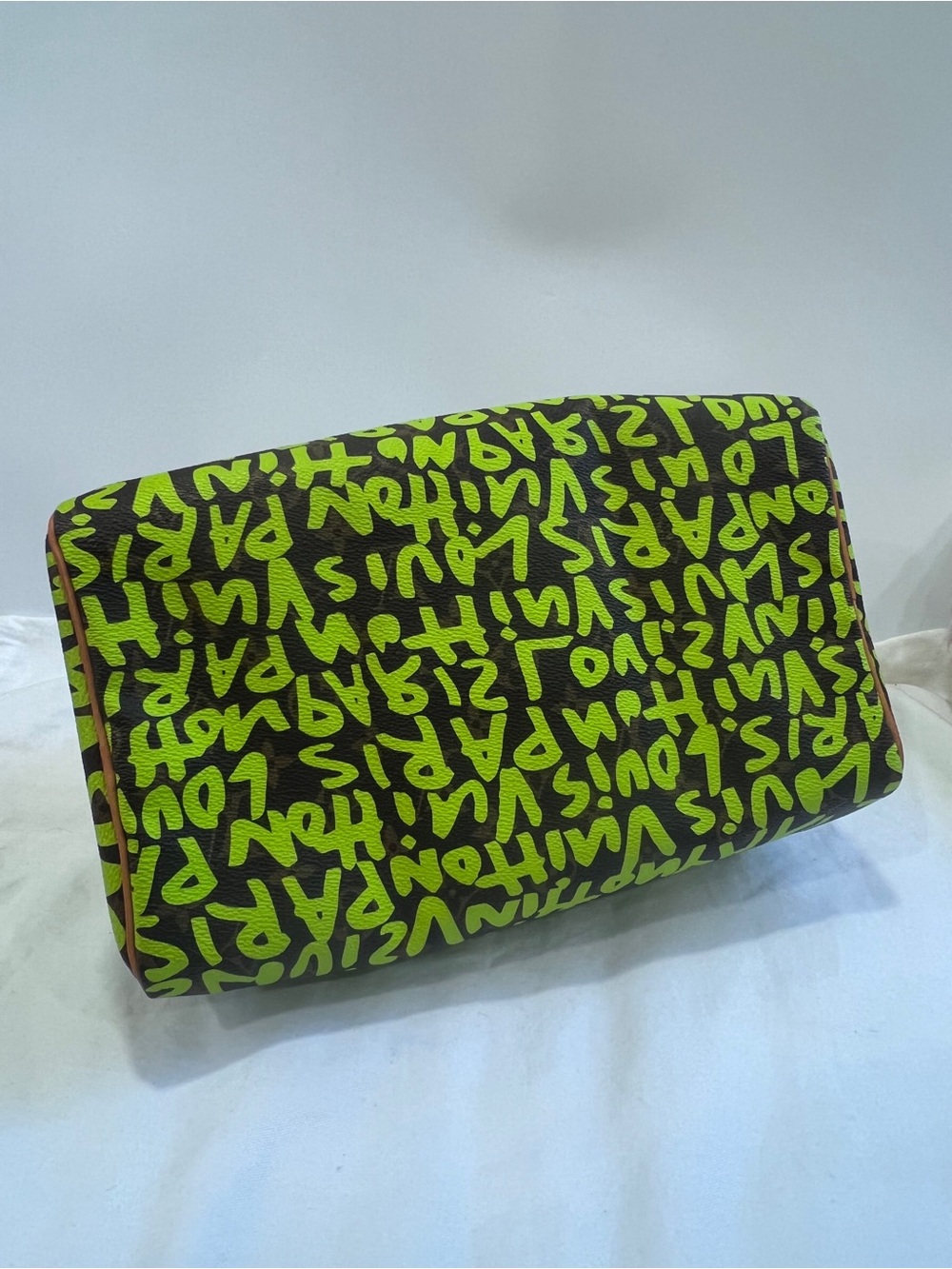 Louis Vuitton Graffiti Speedy 30 - Picture 2 of 9